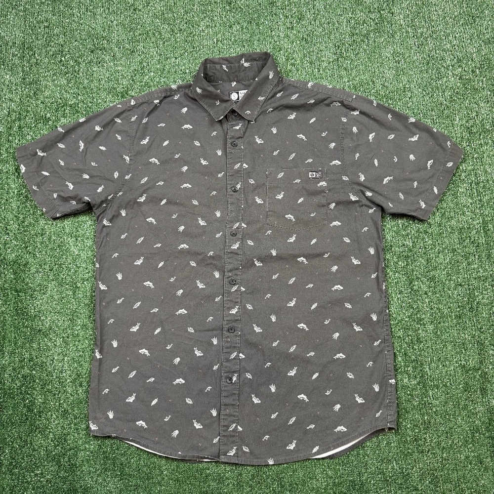 Salty Crew Button Up Shirt Men's Size M Gray Short Sleeve Fish AOP Collared